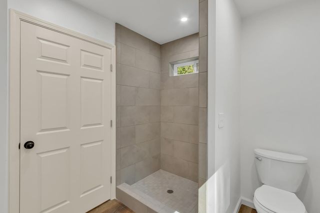 3021 Riverton Rd, Pollock Pines, CA 95726