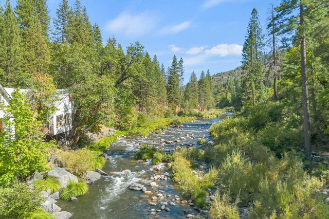 3021 Riverton Rd, Pollock Pines, CA 95726