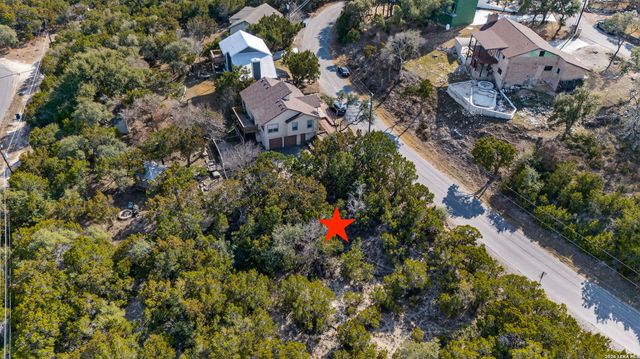 528 Highland Heights, Canyon Lake, TX 78133