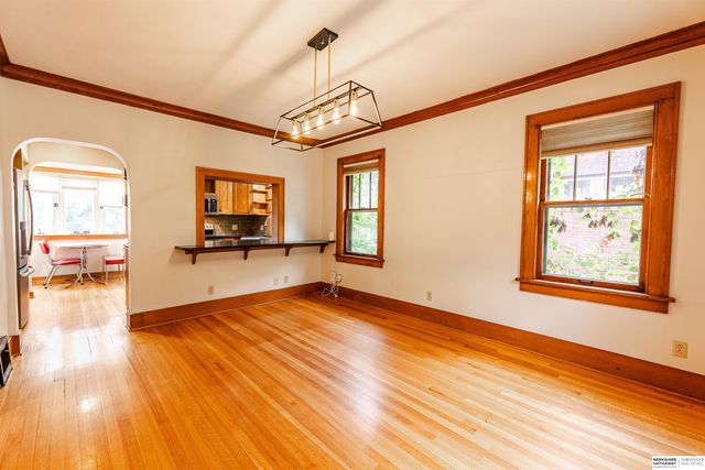 2328 N 50th Avenue, Omaha, NE 68104