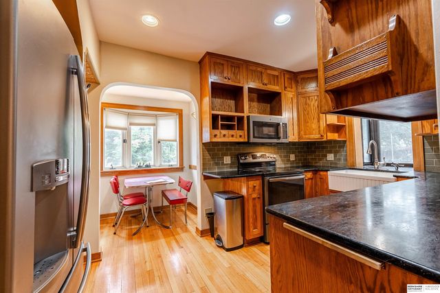 2328 N 50th Avenue, Omaha, NE 68104