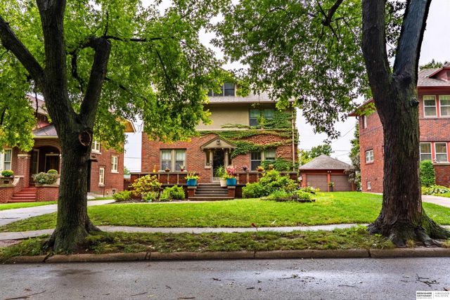 2328 N 50th Avenue, Omaha, NE 68104