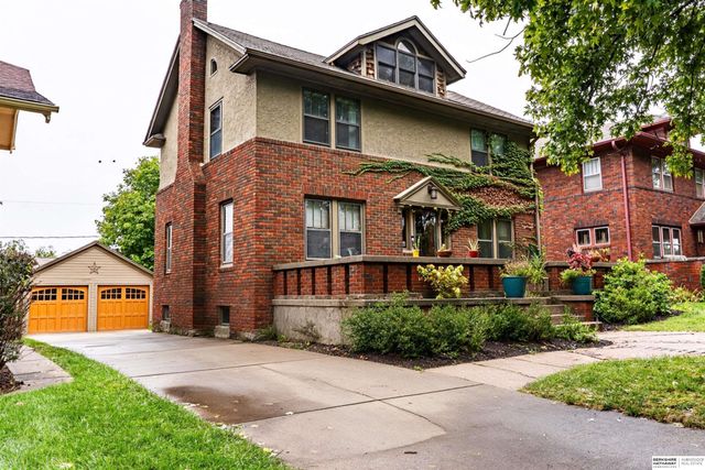 2328 N 50th Avenue, Omaha, NE 68104