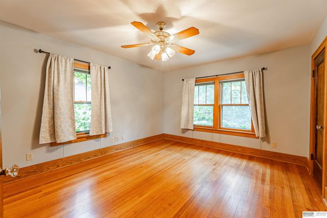 2328 N 50th Avenue, Omaha, NE 68104