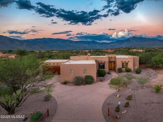 8575 S Triangle H Ranch Place, Vail, AZ 85641