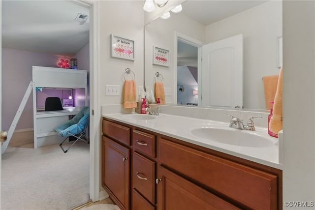 10335 Deerlake Dr, New Kent, VA 23124