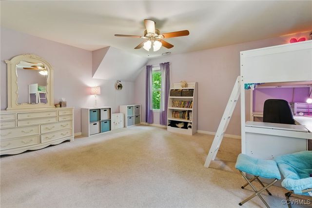 10335 Deerlake Dr, New Kent, VA 23124