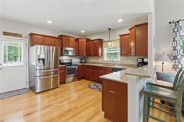 10335 Deerlake Dr, New Kent, VA 23124