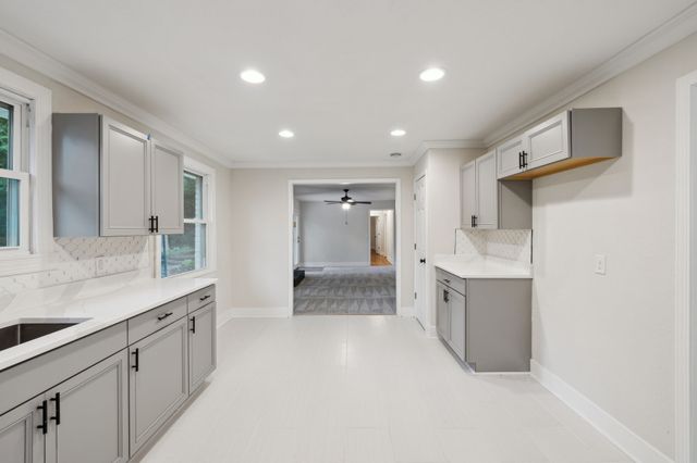 909 Plateau Pkwy, Nashville, TN 37205