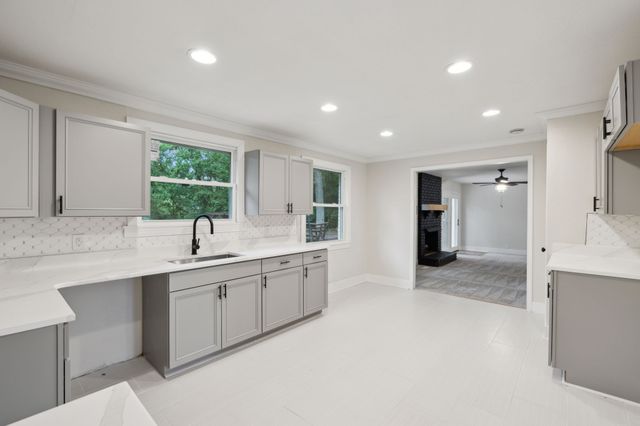 909 Plateau Pkwy, Nashville, TN 37205
