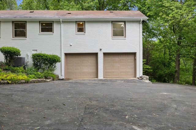 909 Plateau Pkwy, Nashville, TN 37205