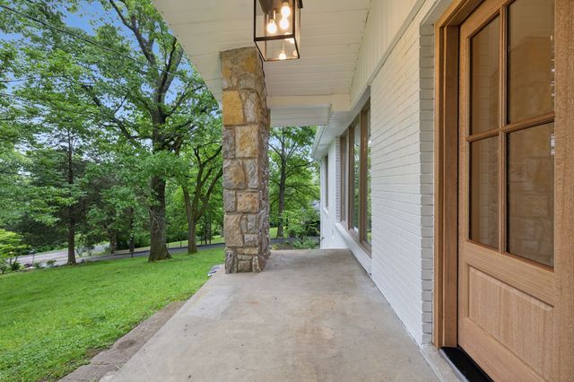 909 Plateau Pkwy, Nashville, TN 37205