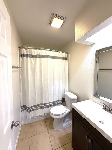 4407 E Stassney LN, Austin, TX 78744