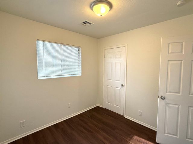 4407 E Stassney LN, Austin, TX 78744