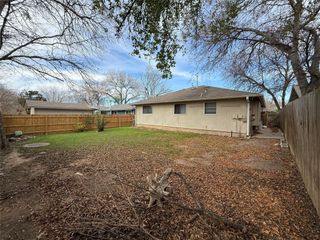 4407 E Stassney LN, Austin, TX 78744