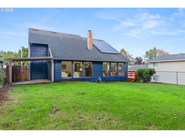1210 Se BEAVER CREEK Ln, Troutdale, OR 97060