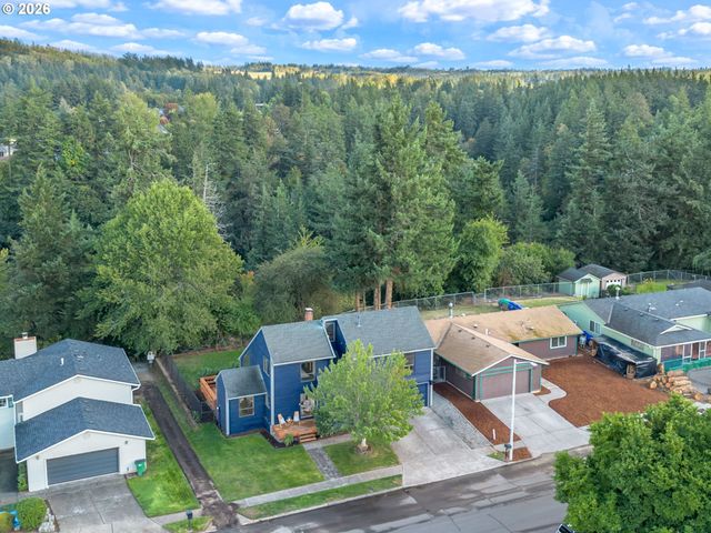 1210 Se BEAVER CREEK Ln, Troutdale, OR 97060