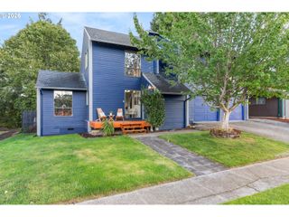 1210 Se BEAVER CREEK Ln, Troutdale, OR 97060
