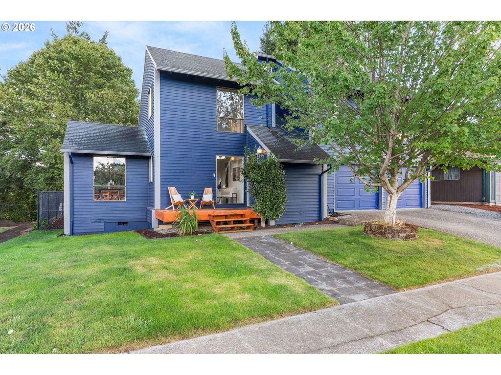 1210 Se BEAVER CREEK Ln, Troutdale, OR 97060 — exterior