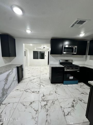 619 S Concepcion Street, El Paso, TX 79905
