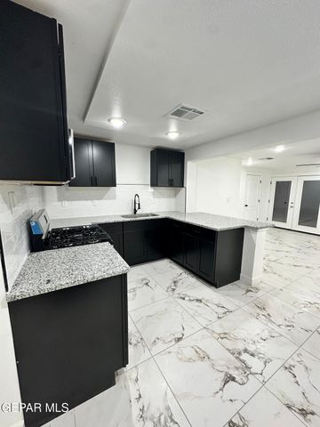 619 S Concepcion Street, El Paso, TX 79905