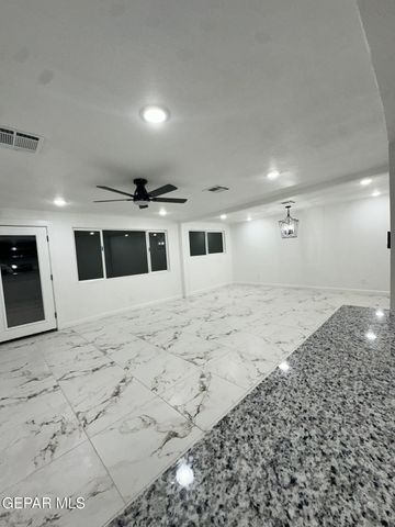 619 S Concepcion Street, El Paso, TX 79905