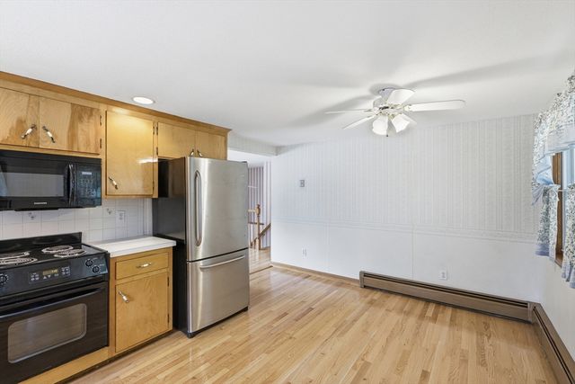 335 Pelham Rd, Dracut, MA 01826