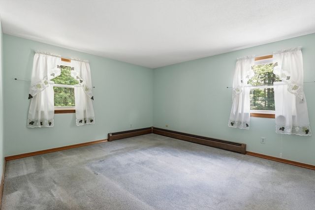 335 Pelham Rd, Dracut, MA 01826