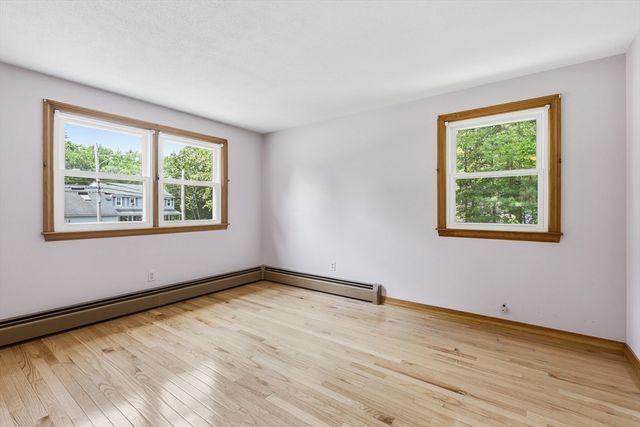 335 Pelham Rd, Dracut, MA 01826