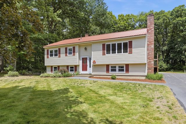 335 Pelham Rd, Dracut, MA 01826