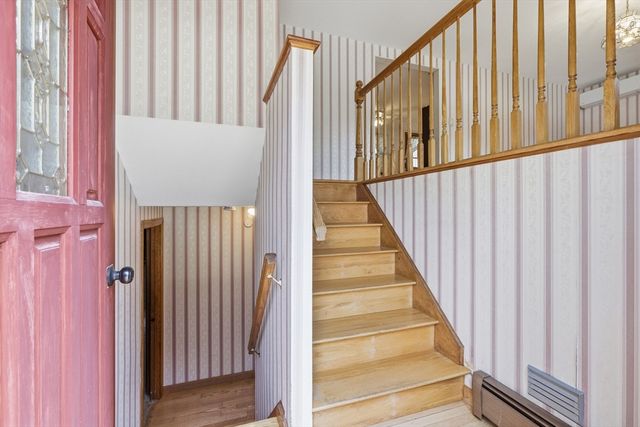 335 Pelham Rd, Dracut, MA 01826