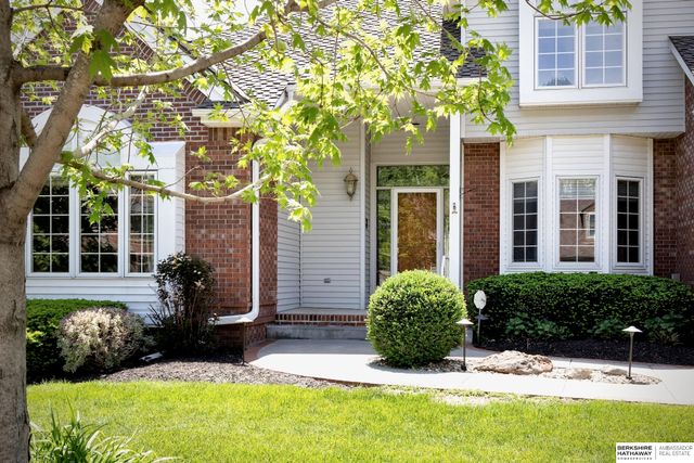 13027 Charles Street, Omaha, NE 68154