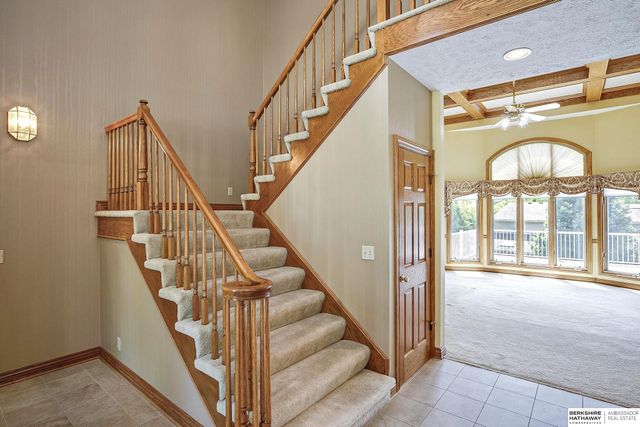 13027 Charles Street, Omaha, NE 68154