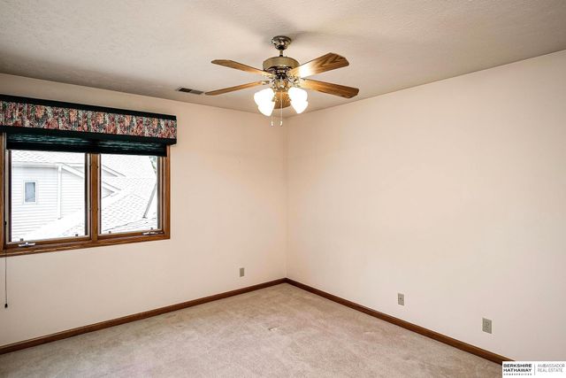 13027 Charles Street, Omaha, NE 68154