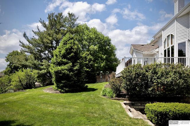 13027 Charles Street, Omaha, NE 68154