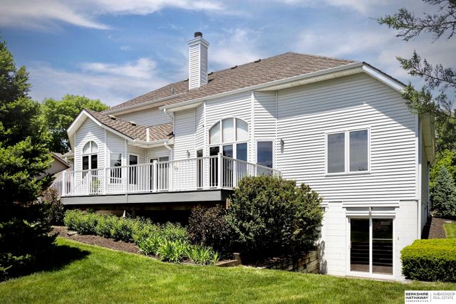 13027 Charles Street, Omaha, NE 68154