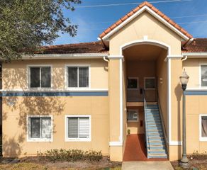 495 LAS CORTES LANE 201, Orlando, FL 32824