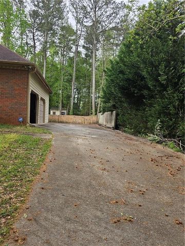 1935 Coventry Way, Jonesboro, GA 30236