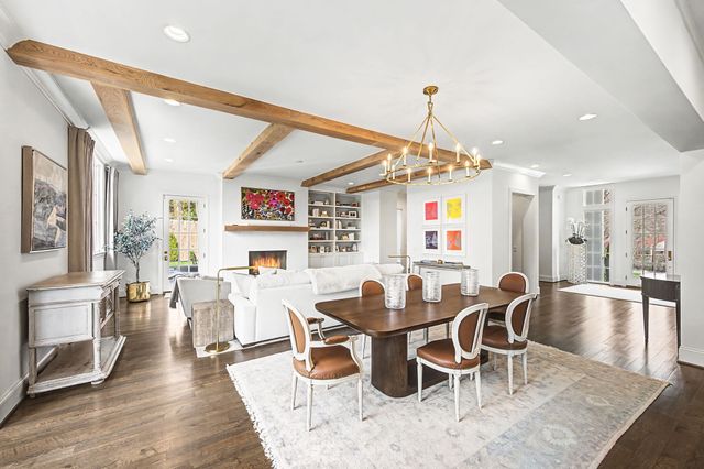 2402 Valley Brook Rd, Nashville, TN 37215