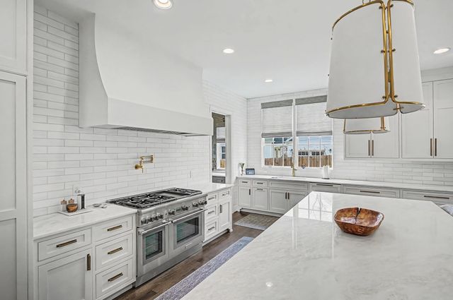 2402 Valley Brook Rd, Nashville, TN 37215