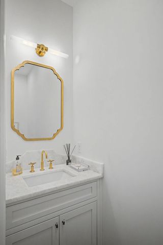 2402 Valley Brook Rd, Nashville, TN 37215