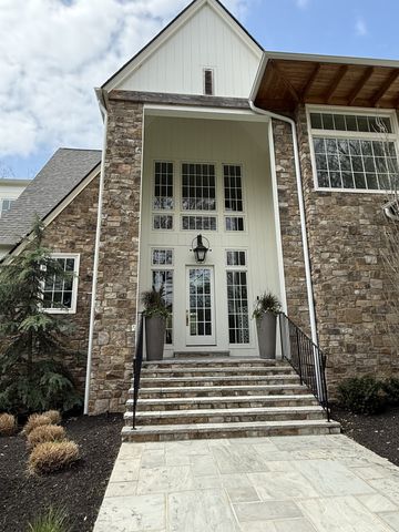 2402 Valley Brook Rd, Nashville, TN 37215