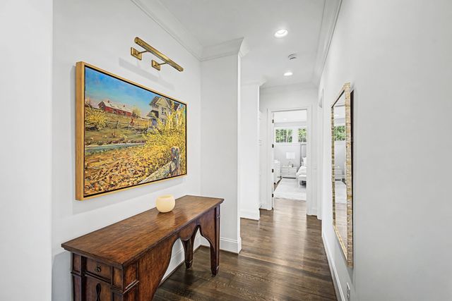 2402 Valley Brook Rd, Nashville, TN 37215