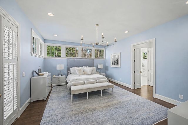 2402 Valley Brook Rd, Nashville, TN 37215