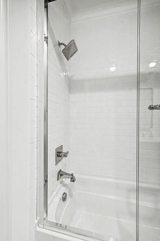 2402 Valley Brook Rd, Nashville, TN 37215