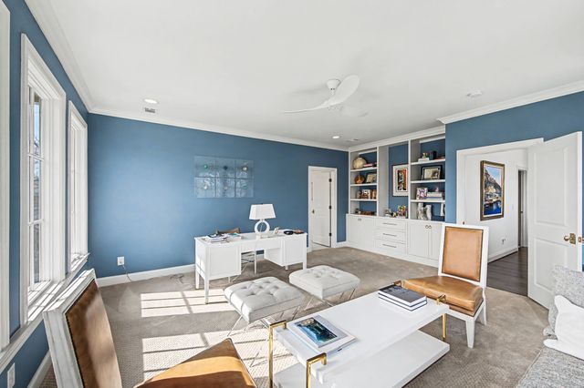 2402 Valley Brook Rd, Nashville, TN 37215