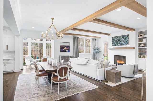 2402 Valley Brook Rd, Nashville, TN 37215