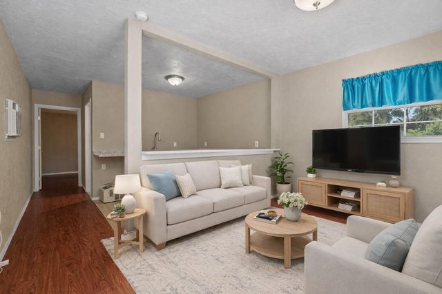 2004 Northshore Drive, Conroe, TX 77304