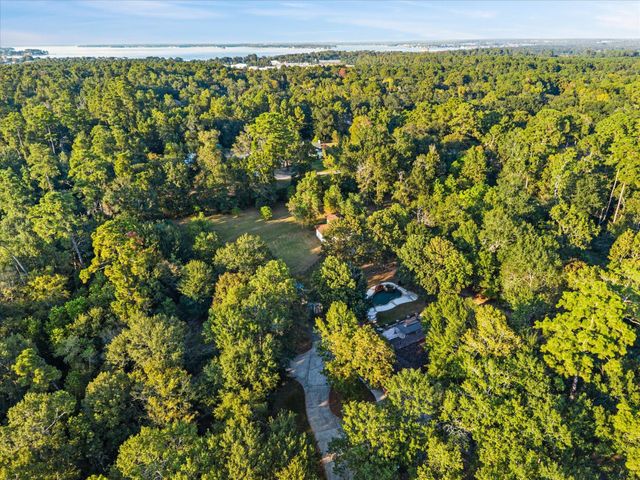 2004 Northshore Drive, Conroe, TX 77304