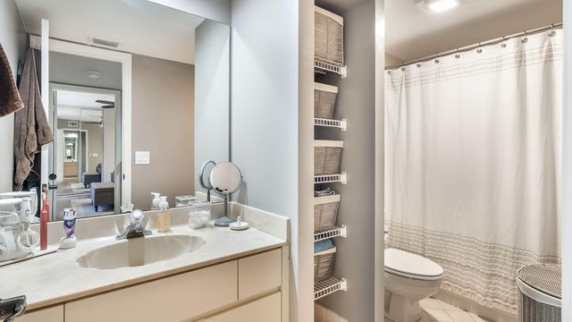 725 NW 99th Circle, Plantation, FL 33324
